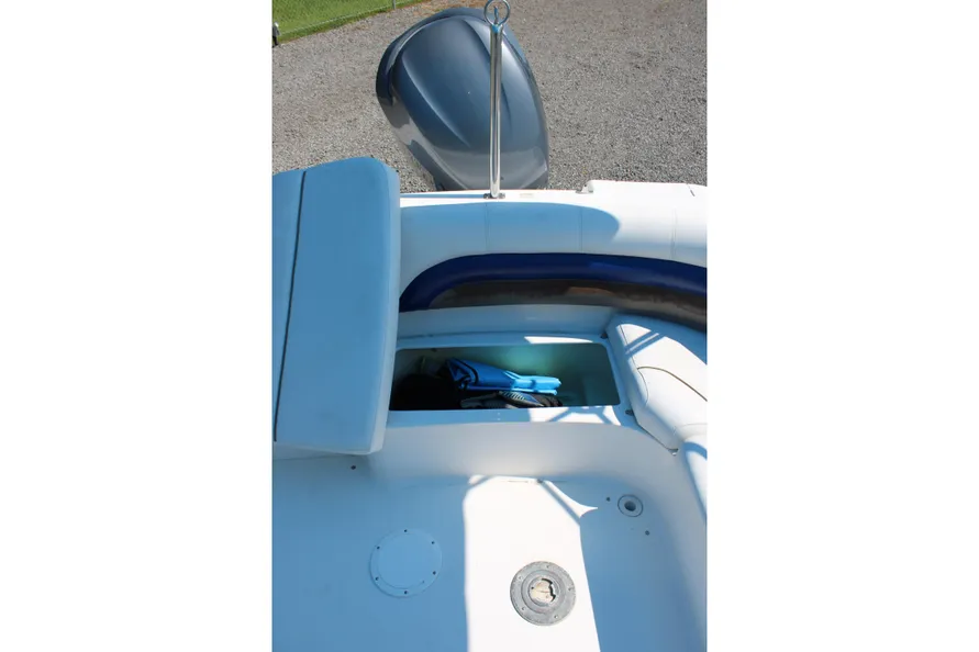 2012-hurricane-sundeck-sport-232-ob-power-10250120-20260713064534377-1.jpg