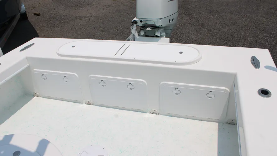 Interior view of the 2025 C-Hawk 25 Center Console boat showcasing the spacious deck, storage compartments, and Suzuki DF300APXW5 outboard motor, ideal for saltwater fishing and accommodating up to 8 people.