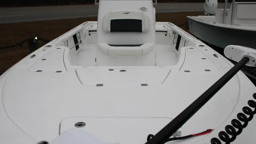2025-tidewater-2110-bay-max-power-9739160-20250329054511210-1_XLARGE