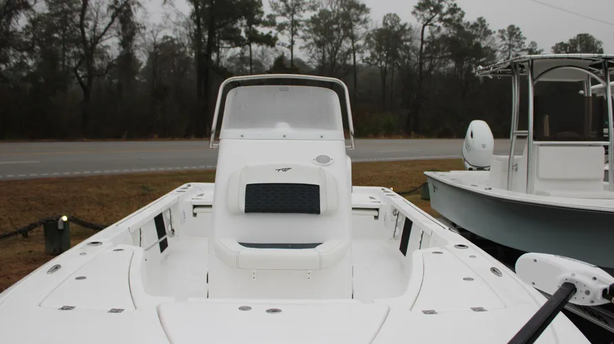 2025-tidewater-2110-bay-max-power-9739160-20250329054514298-1_XLARGE