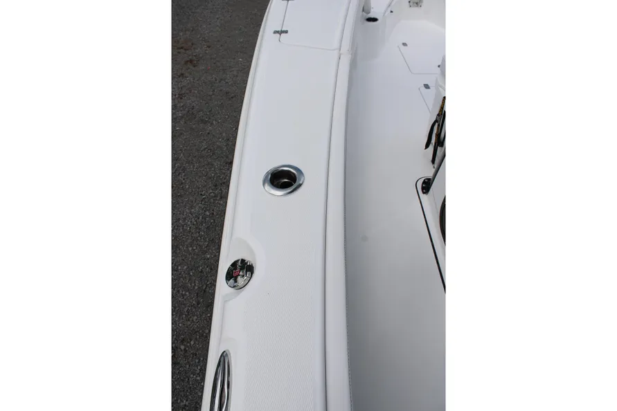 2027-blazer-bay-makaira-2800-power-10235361-20260629134451928-1.jpg
